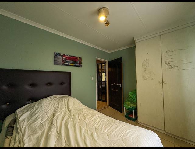 3 BEDROOM HOUSE FOR SALE IN SONNEVELD